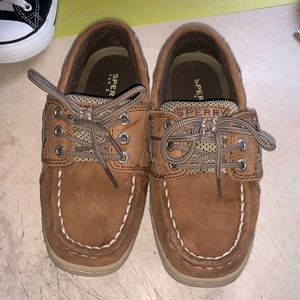 Boys size 10 Sperry